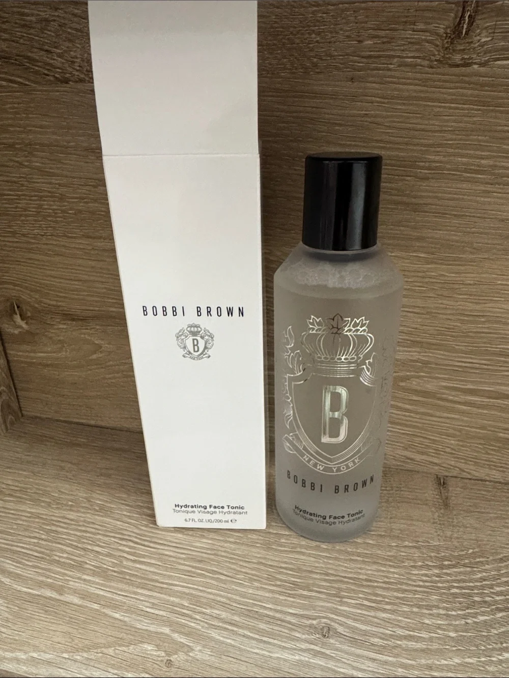 Bobbi Brown Hydrating Face Tonic – Clear Frosted Bottle with Black Cap